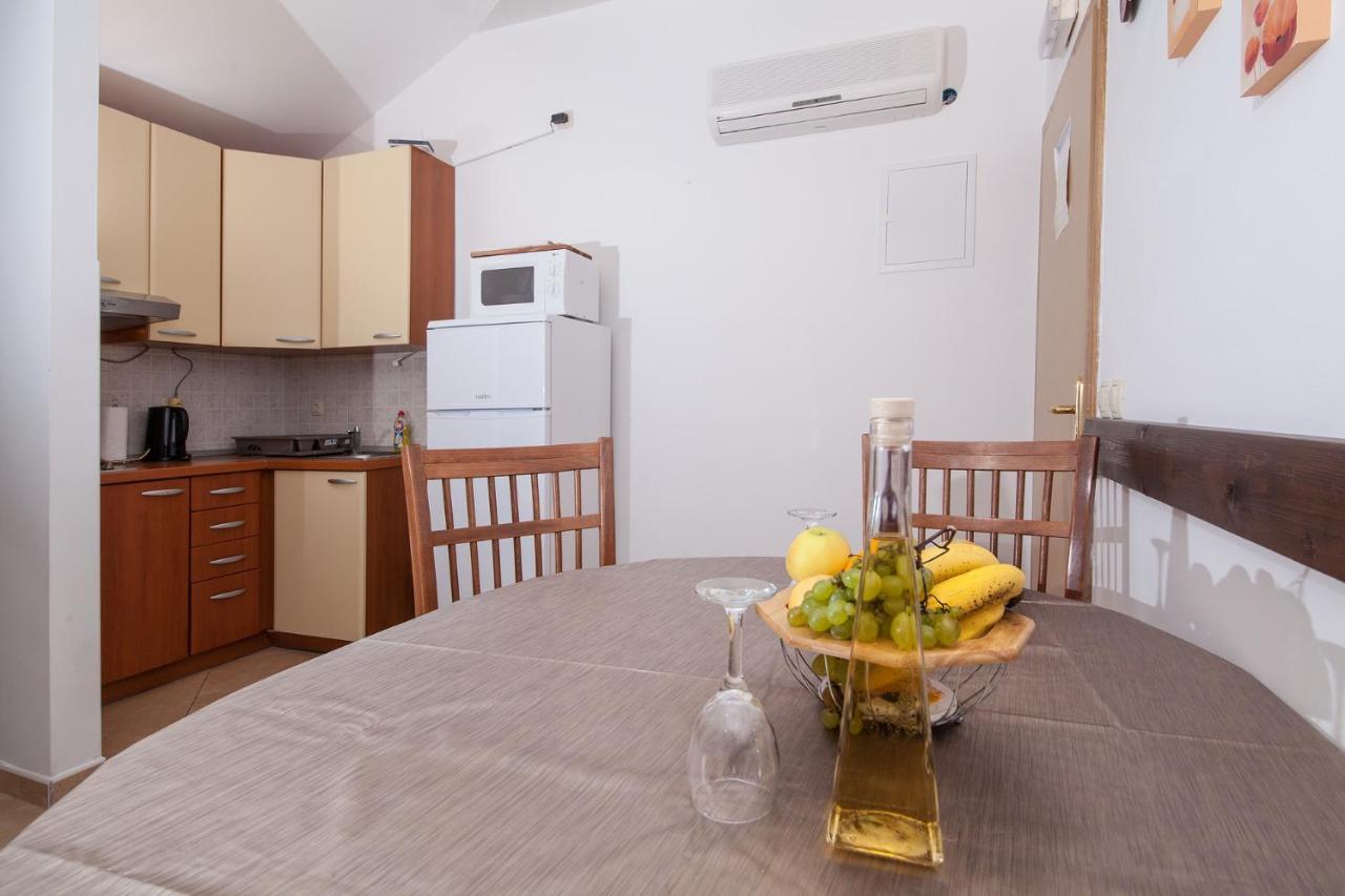 Vila Promajna 3 외부 사진